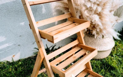 Petite Étagère en Bois